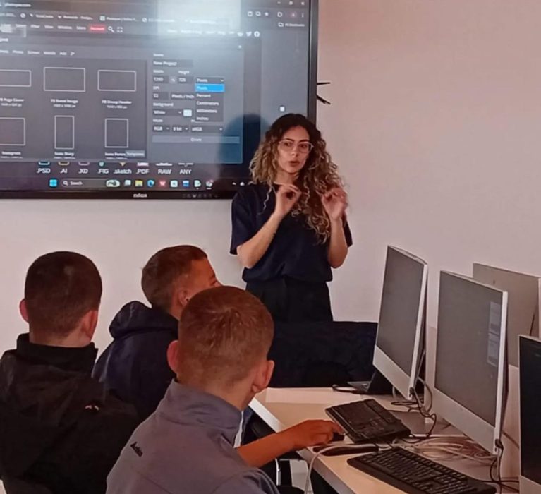Trajnime për fëmijë në Korça Innovation Hub
