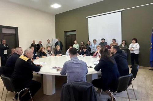 Takim me përfaqësues të tregtarëve të Tregut Maqedonas