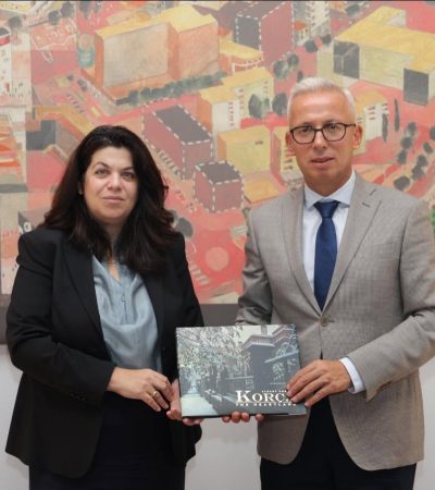 Takim me ambasadoren e Republikës së Greqisë në Shqipëri, znj. Lambrini Komini